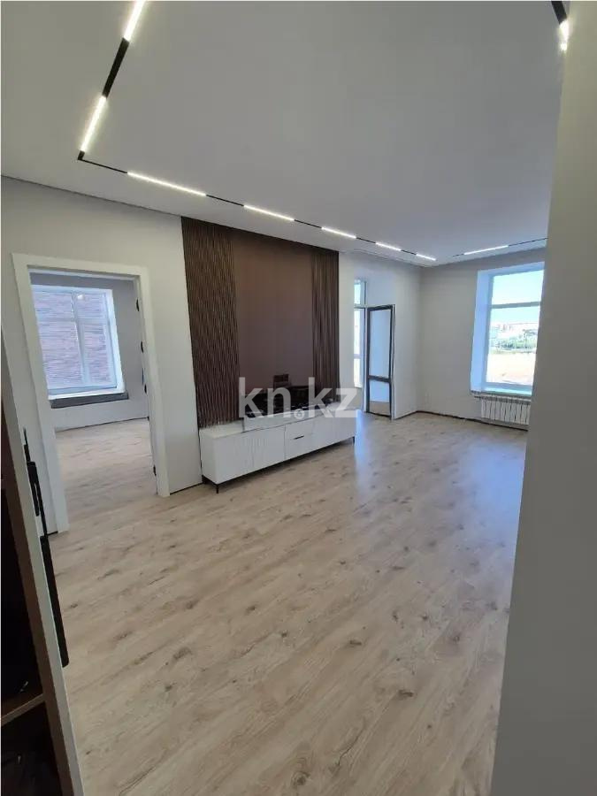Продажа 2-комнатной квартиры, 68 м² в Караганде