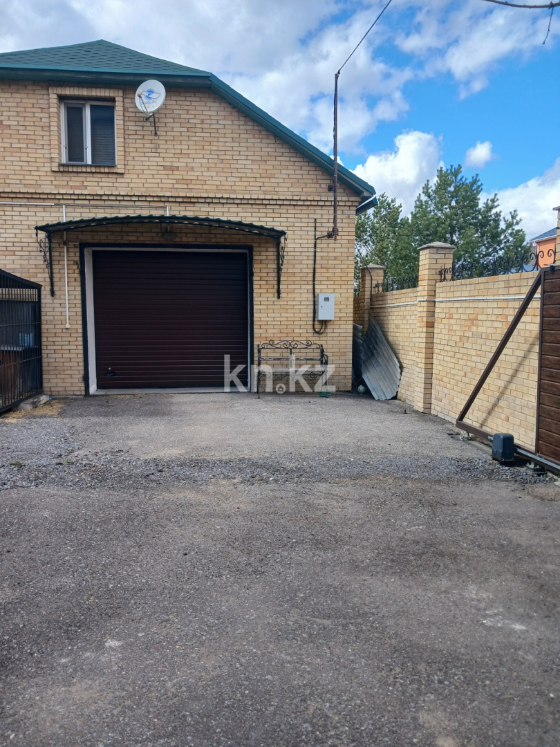 Продажа 8-комнатного дома, 360 м², ул. Кабжанова, дом  146 в Караганде - фото 4