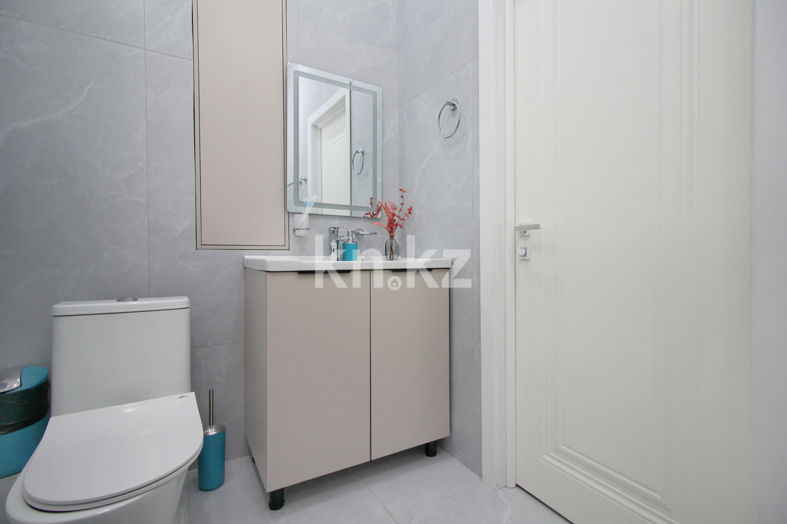 Аренда 2-комнатной квартиры посуточно, 47 м² в Алматы - фото 5
