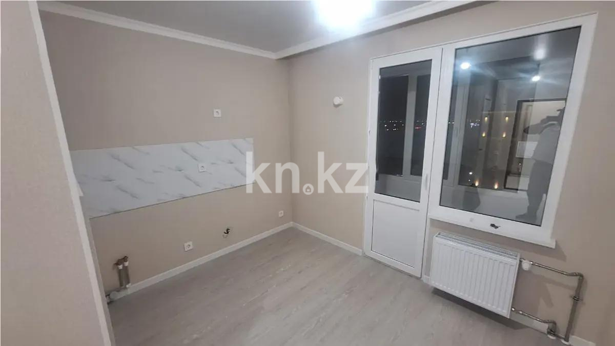 Продажа 1-комнатной квартиры, 35 м², ул. Е-652, дом  18 в Астане - фото 2