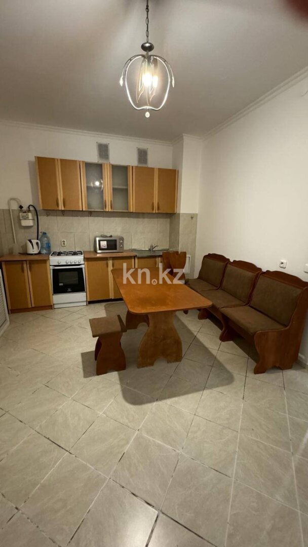 Аренда 3-комнатной квартиры, 75 м² в Астане