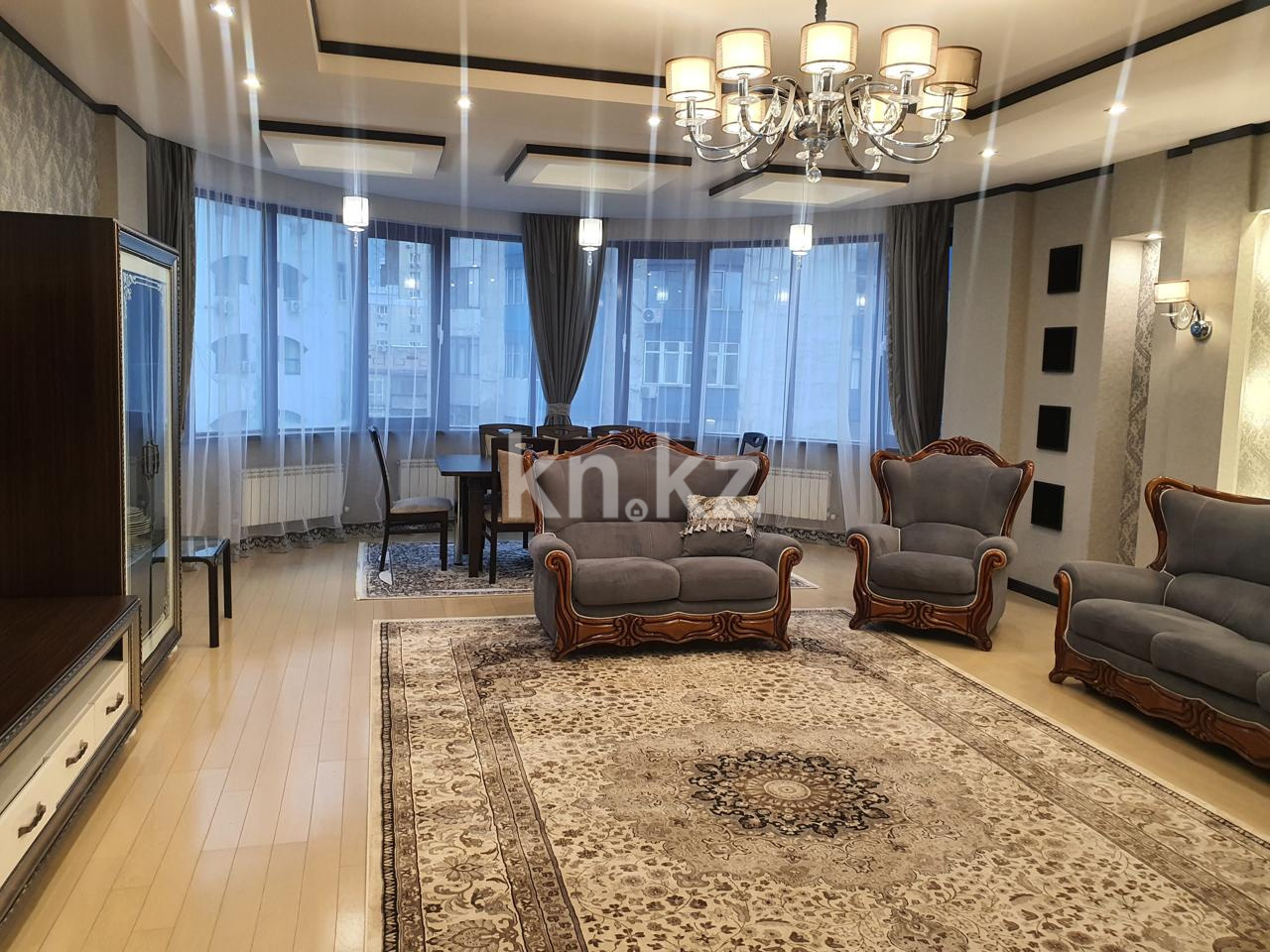 Продажа 4-комнатной квартиры, 240 м² в Алматы