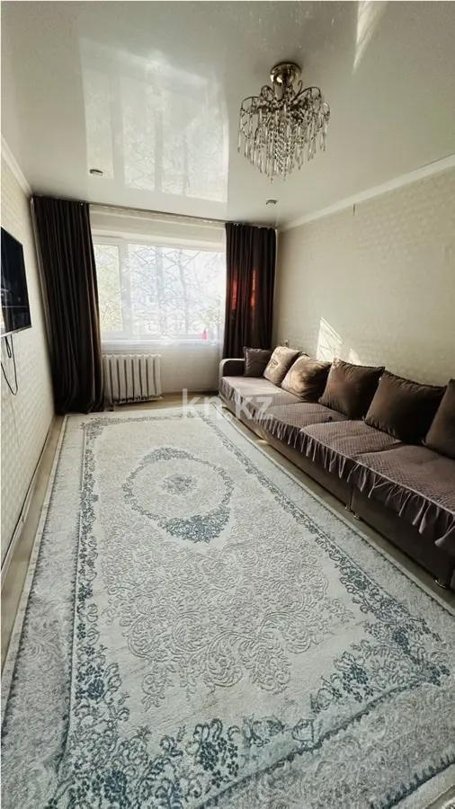 Продажа 3-комнатной квартиры, 65 м², мкр-н Восток-2, дом  13 в Караганде
