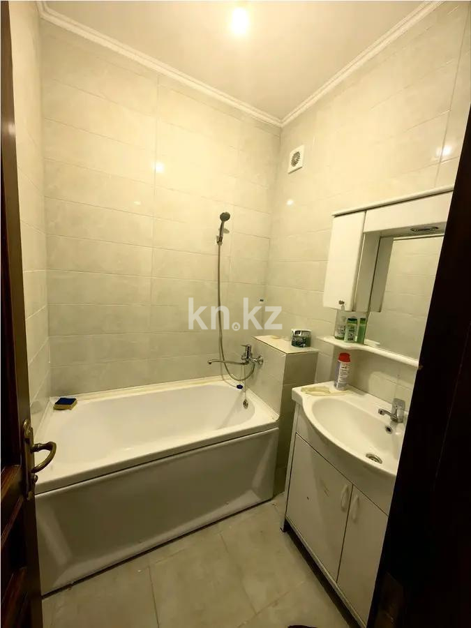 Продажа 3-комнатной квартиры, 64 м² в Алматы - фото 4