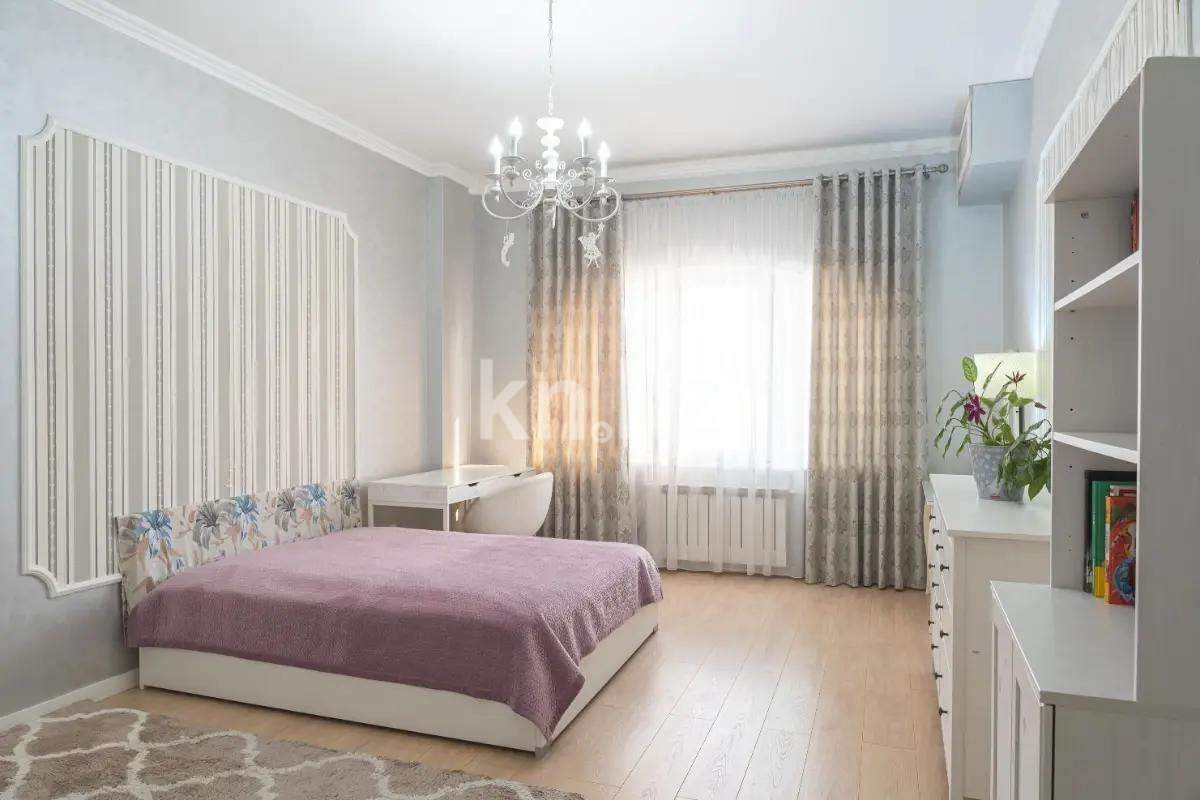 Продажа 4-комнатной квартиры, 160 м², пр. Кабанбай батыра, дом  34/1 в Астане - фото 2