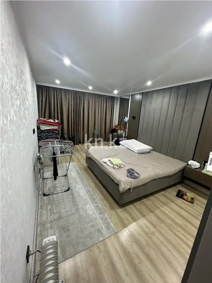 Продажа 2-комнатной квартиры, 49 м², мкр-н Аккент, дом  66 в Алматы - фото 2