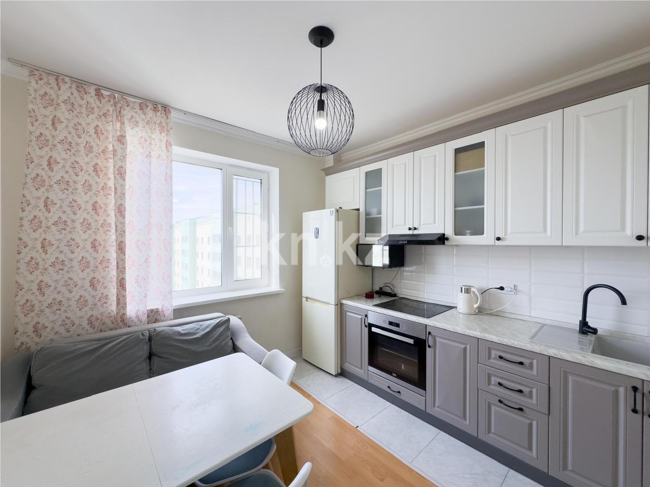 Продажа 1-комнатной квартиры, 39.9 м², ул. Молдагалиева в Астане