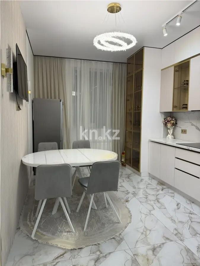 Продажа 3-комнатной квартиры, 100 м² в Астане - фото 2