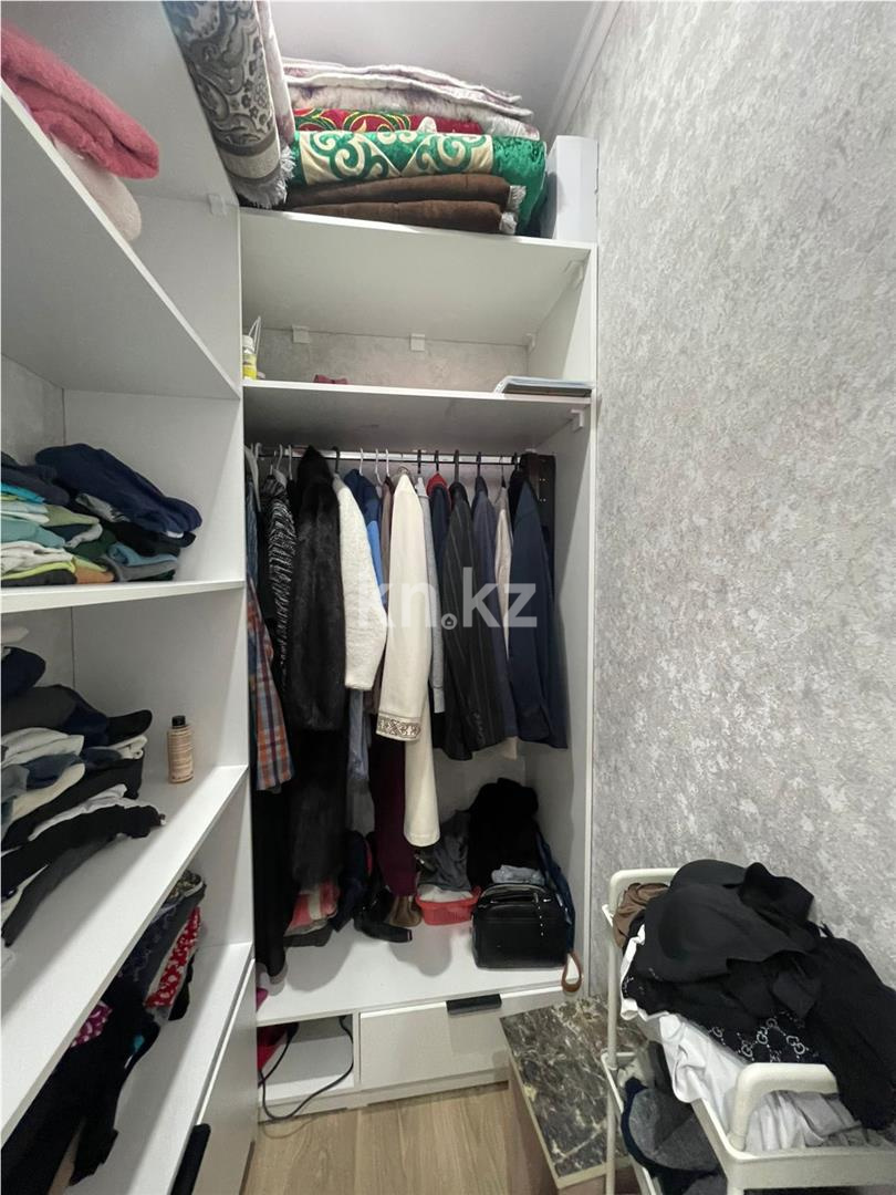 Продажа 2-комнатной квартиры, 61 м², ул. Муканова, дом  78 в Караганде - фото 5