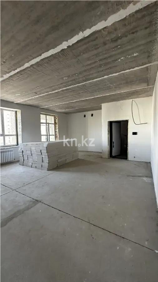 Продажа 3-комнатной квартиры, 80 м² в Караганде