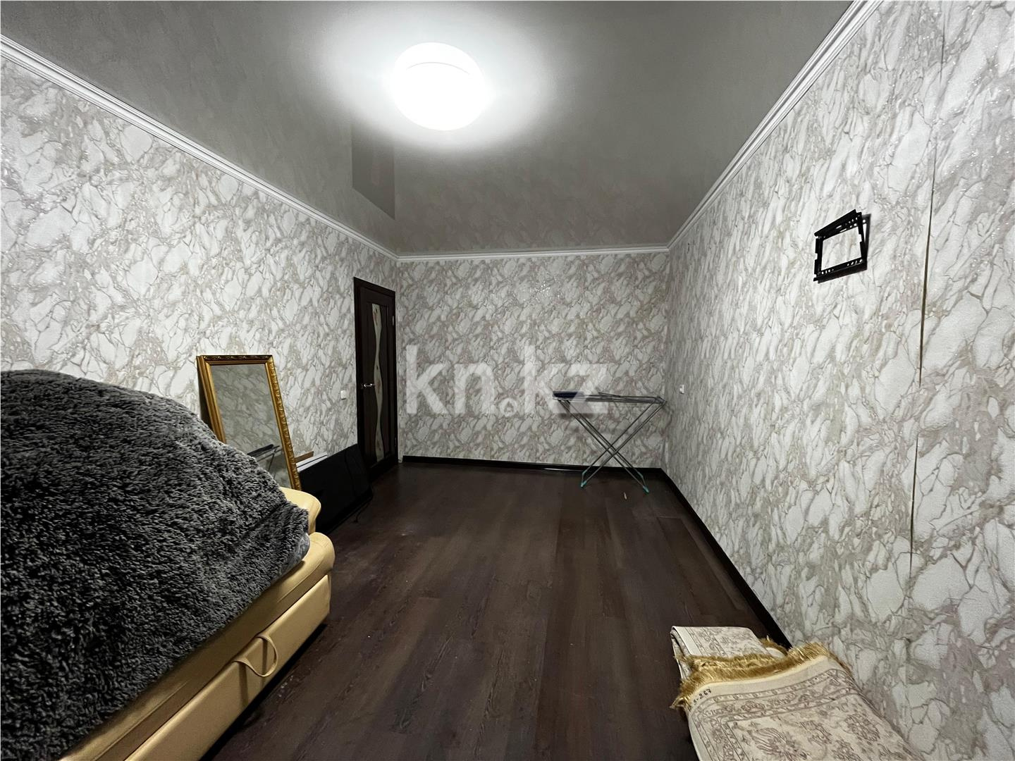 Продажа 2-комнатной квартиры, 48 м², 14 мкр. в Караганде - фото 2