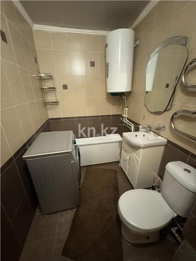 Продажа 3-комнатной квартиры, 57 м², пр. Н. Абдирова, дом  22/1 в Караганде - фото 4