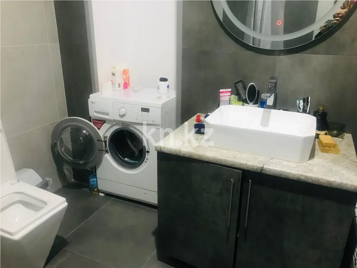 Продажа 2-комнатной квартиры, 60 м², ул. Бокейхана, дом  25 в Астане - фото 3