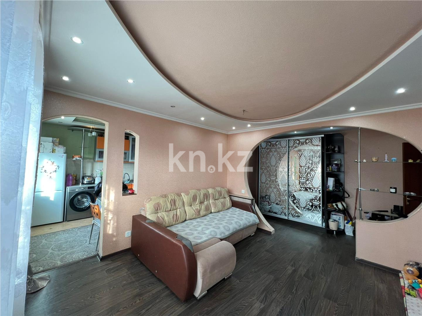 Продажа 4-комнатной квартиры, 77 м² в Караганде - фото 2