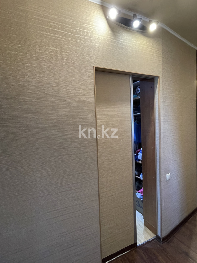 Продажа 3-комнатной квартиры, 64.2 м² в Алматы - фото 13