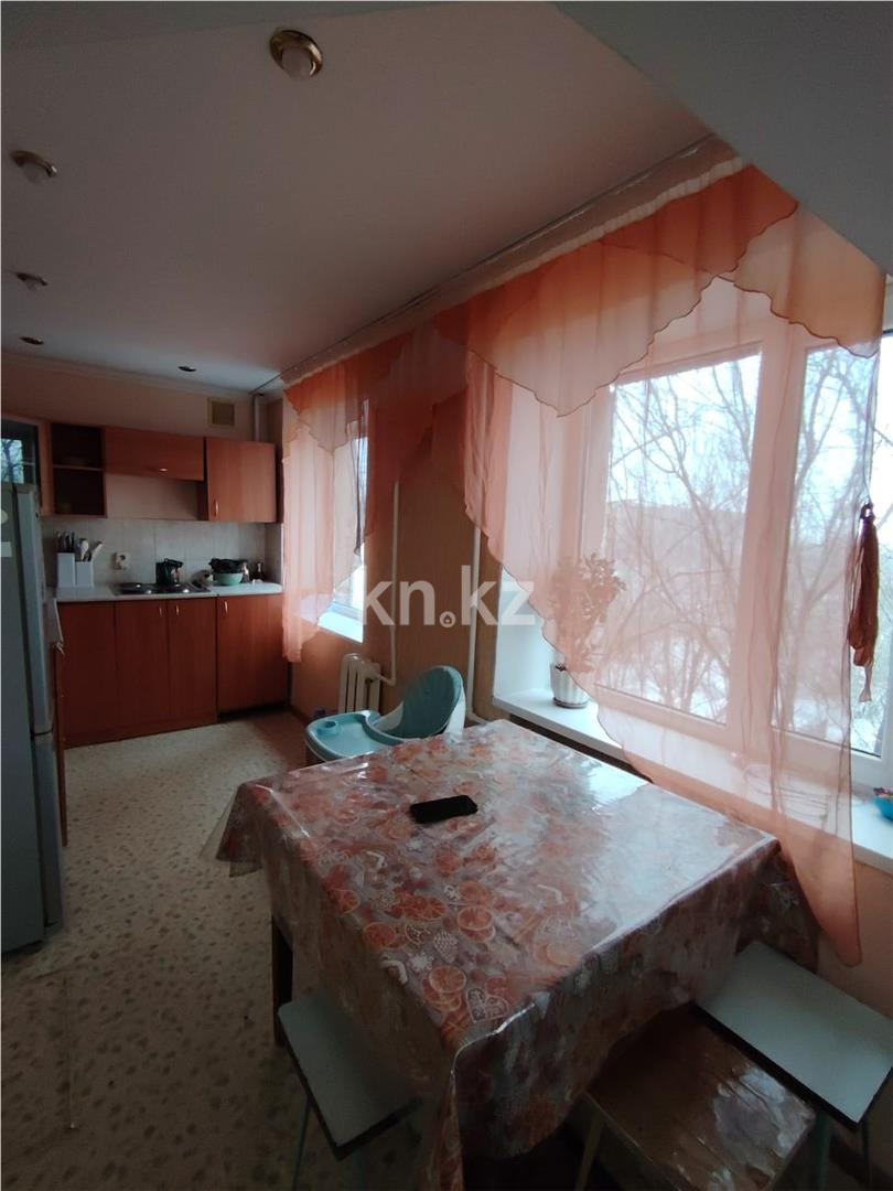 Продажа 4-комнатной квартиры, 64 м² в Караганде - фото 9