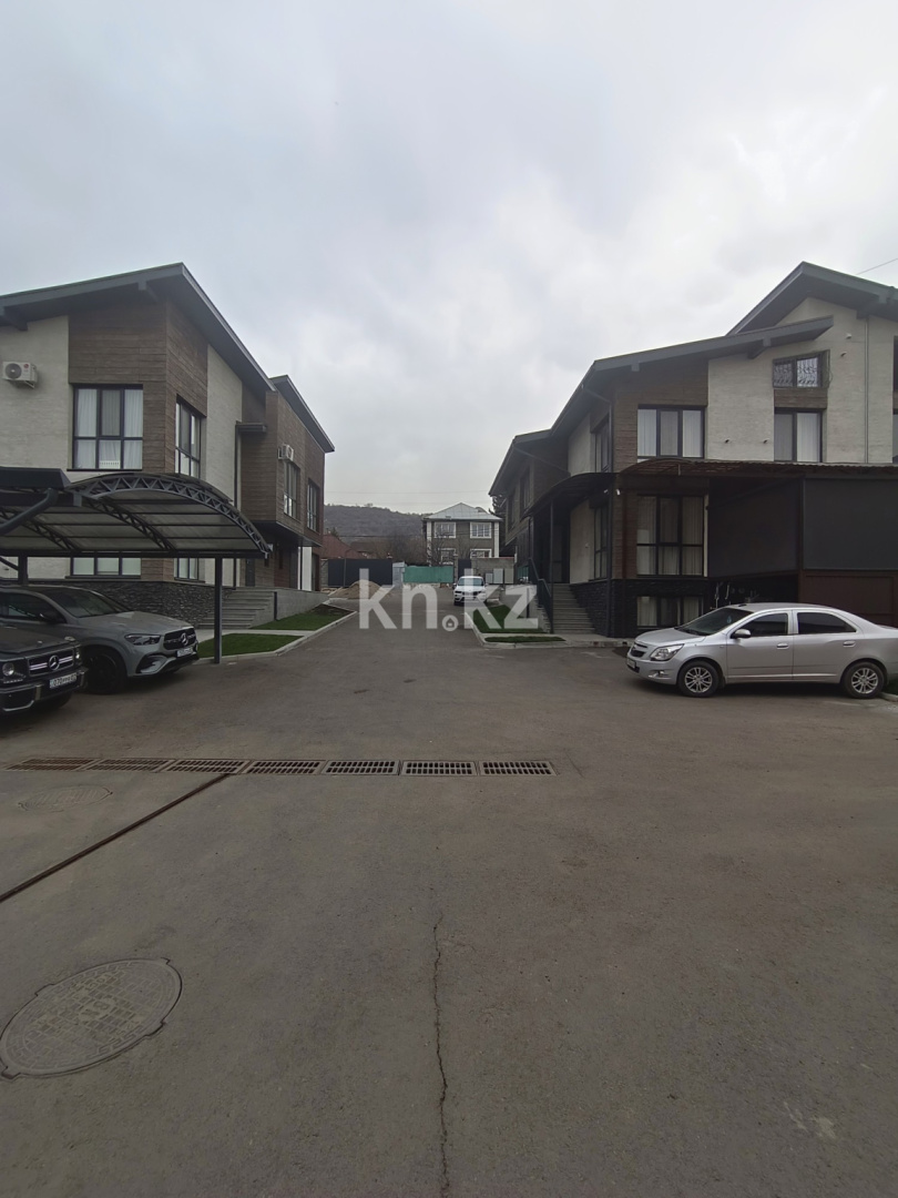 Продажа 6-комнатного дома, 320 м², ул. Мангистауская в Алматы - фото 3