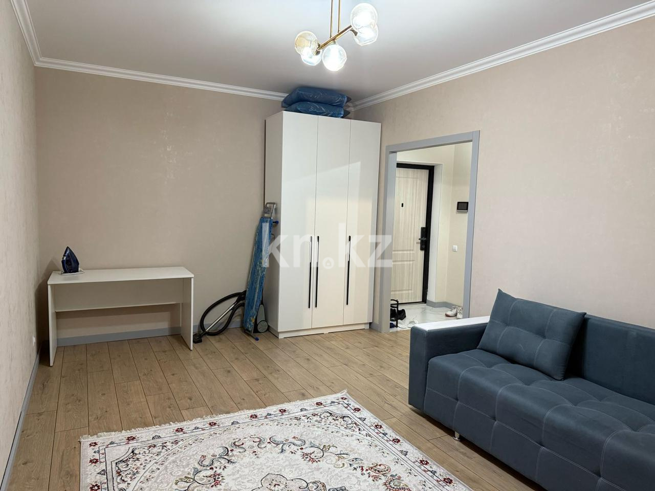 Аренда 1-комнатной квартиры, 42 м² в Астане