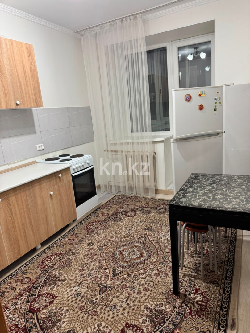 Аренда 2-комнатной квартиры, 52 м² в Астане