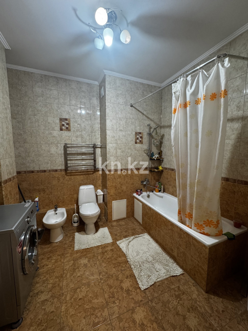 Продажа 1-комнатной квартиры, 65.4 м², ул. Шевченко в Алматы - фото 9