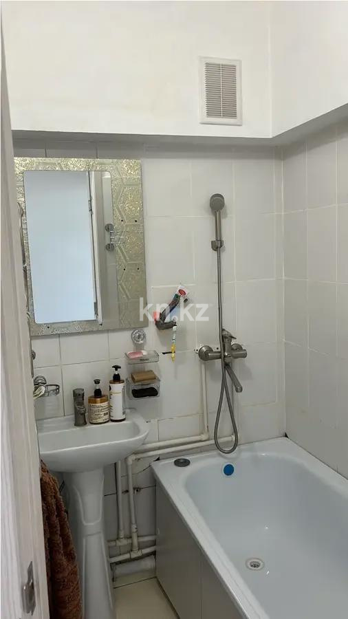 Продажа 3-комнатной квартиры, 61 м², мкр-н 14, дом  45 в Караганде - фото 6