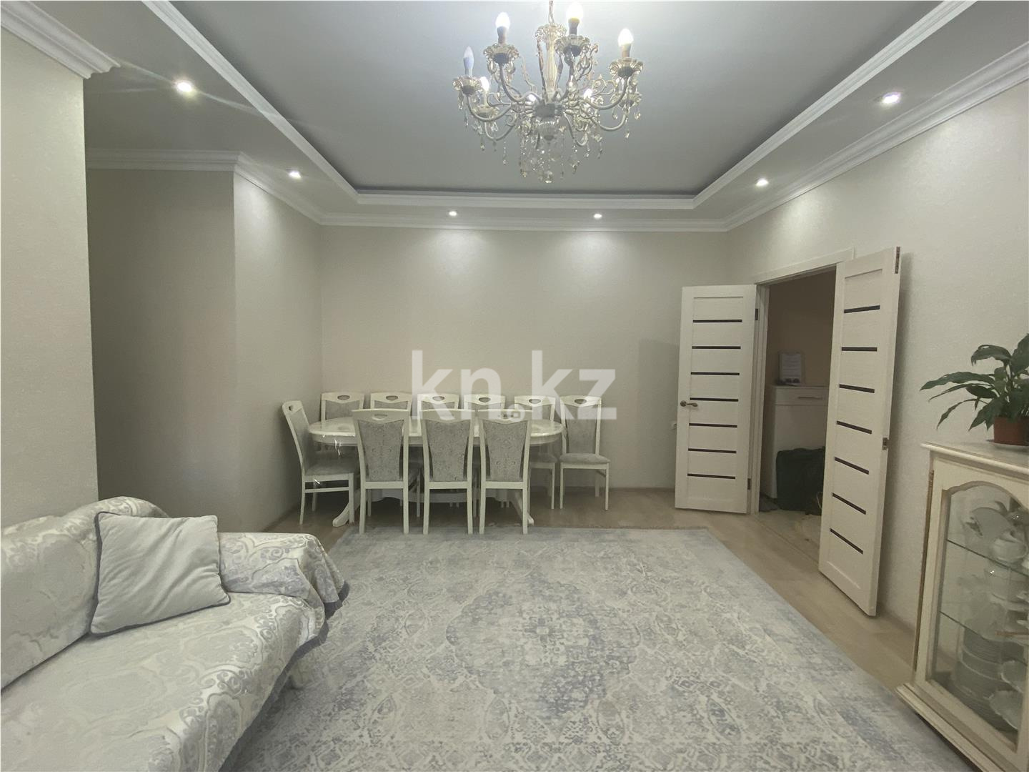 Продажа 3-комнатной квартиры, 91 м², ул. Таттимбета в Караганде - фото 2