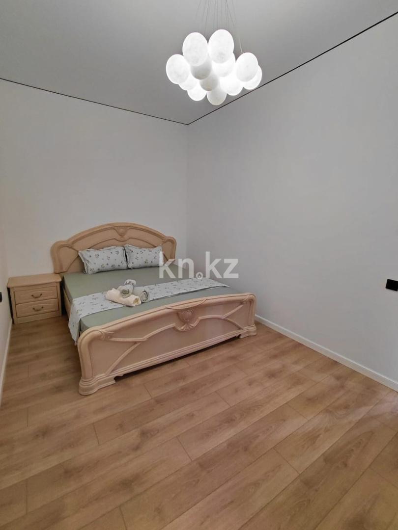 Аренда 3-комнатной квартиры посуточно, 80 м² в Алматы - фото 17