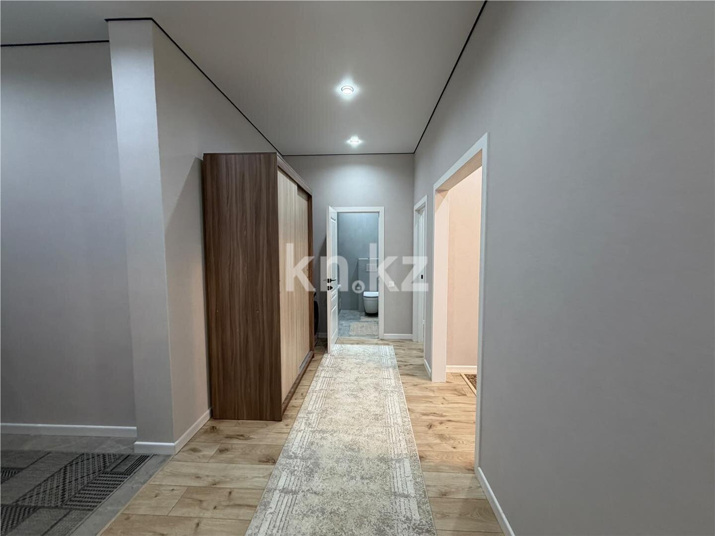 Продажа 2-комнатной квартиры, 67 м² в Караганде - фото 11