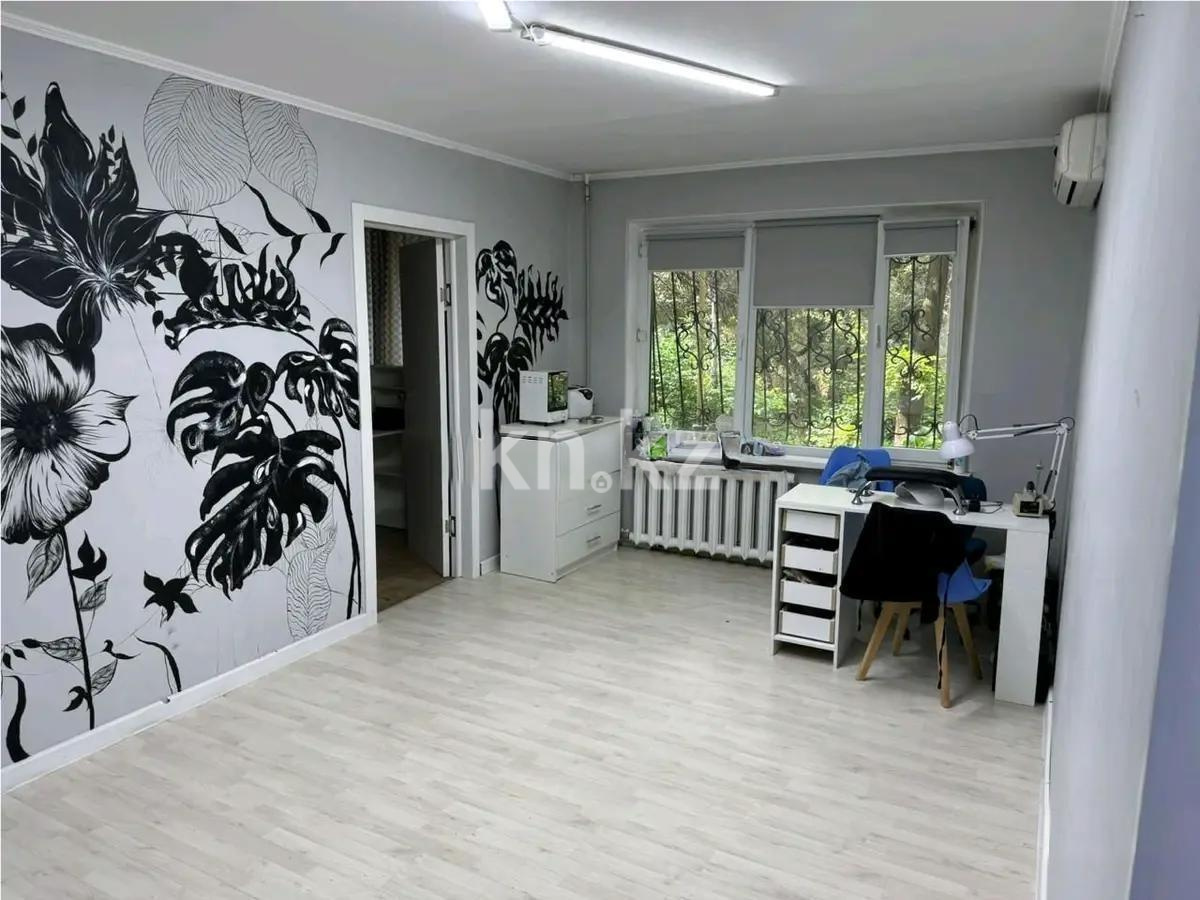 Продажа 3-комнатной квартиры, 70 м², ул. Наурызбай батыра, дом  21/2 в Алматы - фото 2