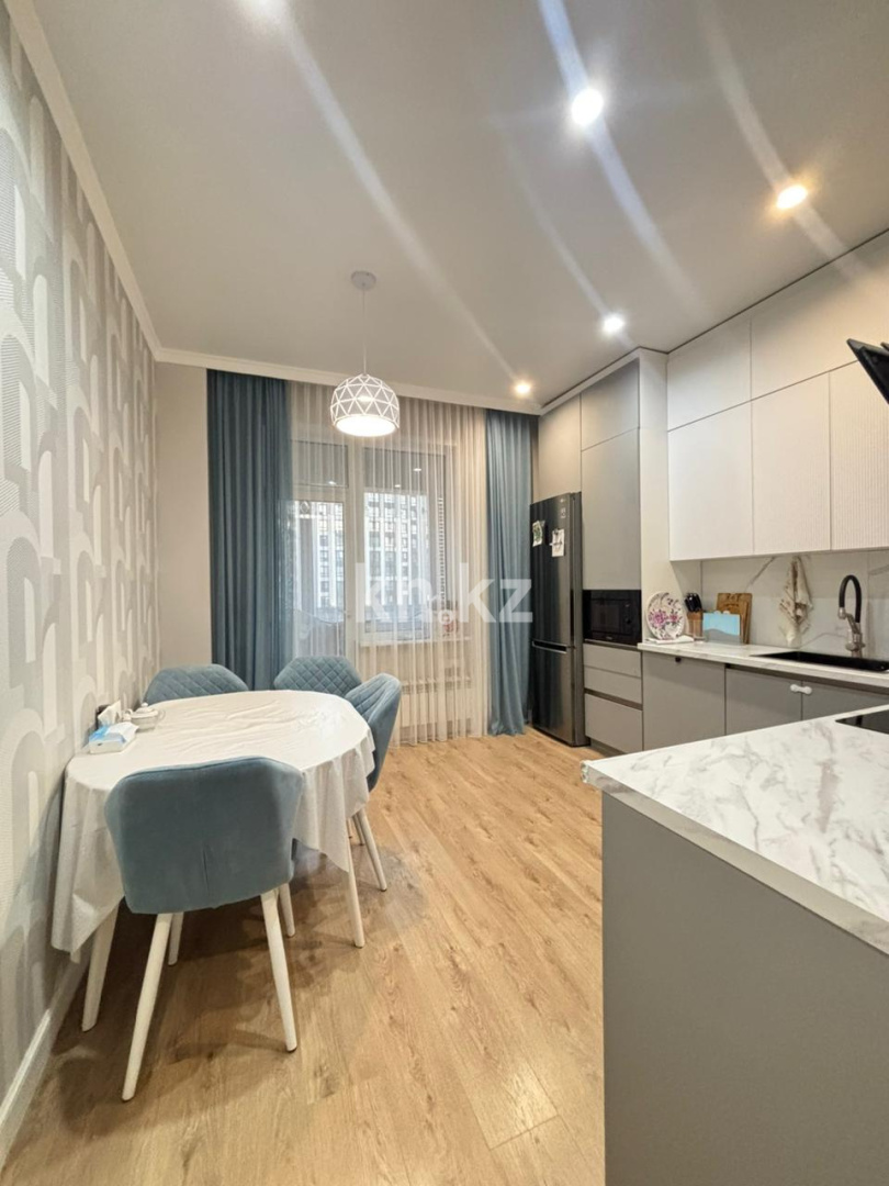 Продажа 2-комнатной квартиры, 68.8 м² в Астане - фото 8