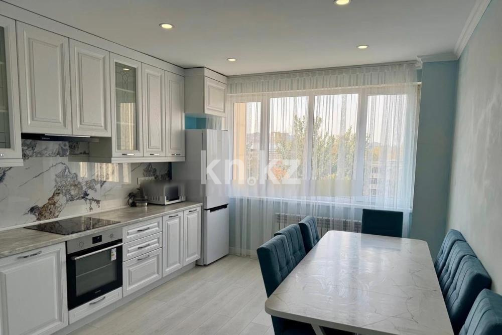 Аренда 2-комнатной квартиры, 85.4 м² в Алматы