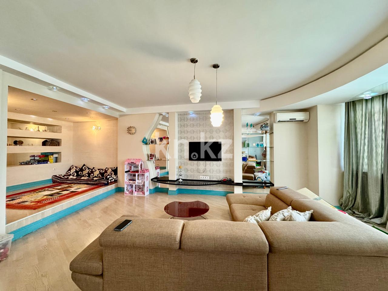 Продажа 3-комнатной квартиры, 190 м², ул. Достык, дом  13 - ул. Кенесары в Астане - фото 30