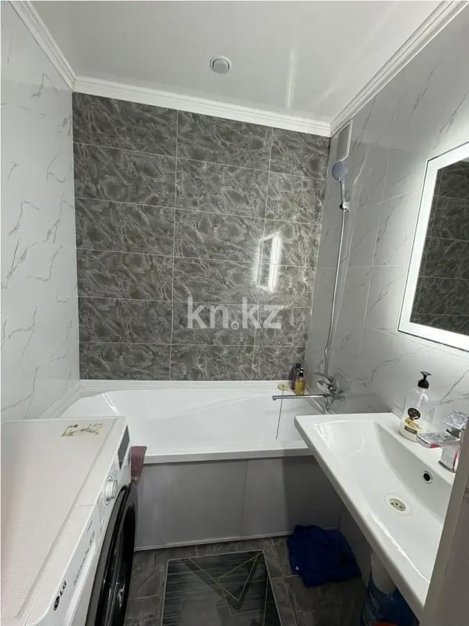 Продажа 3-комнатной квартиры, 73 м², мкр. Степной-2, дом  2 в Караганде - фото 4