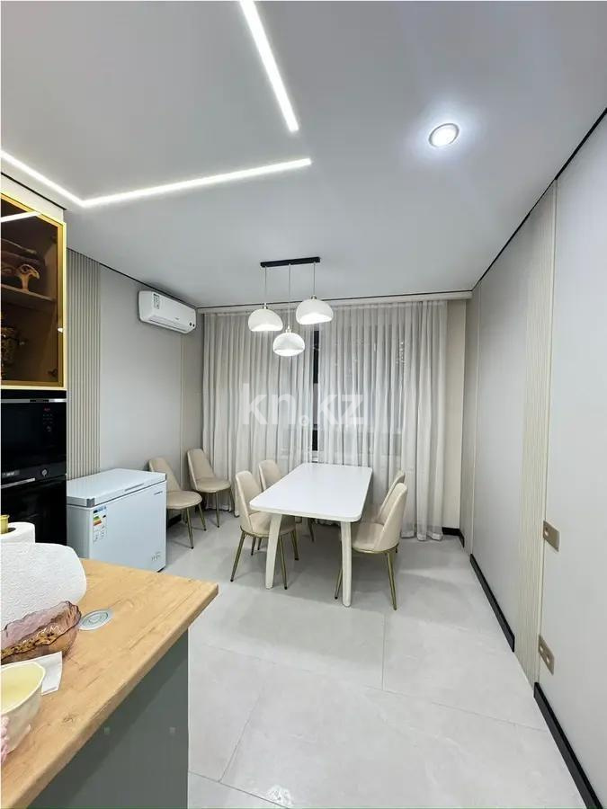 Продажа 3-комнатной квартиры, 118 м², ул. Жандосова, дом  94а в Алматы - фото 4