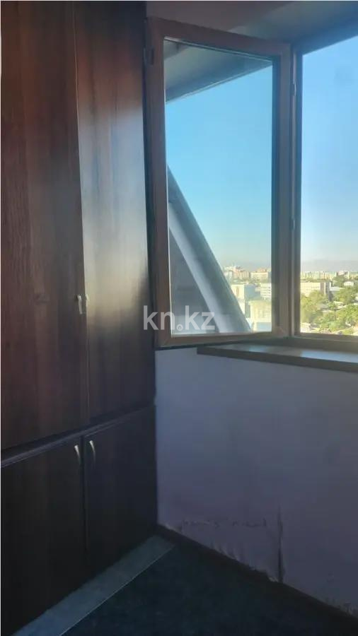 Продажа 3-комнатной квартиры, 72 м², мкр. Тастак-2, дом  21 в Алматы - фото 11