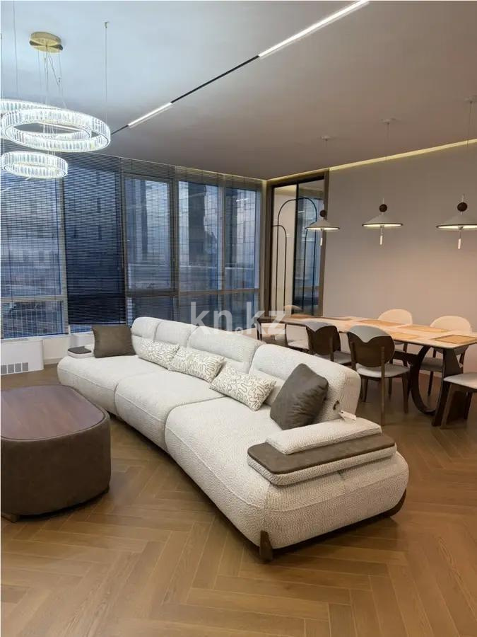 Продажа 4-комнатной квартиры, 160 м², пр. Аль-Фараби, дом  15/1 в Алматы