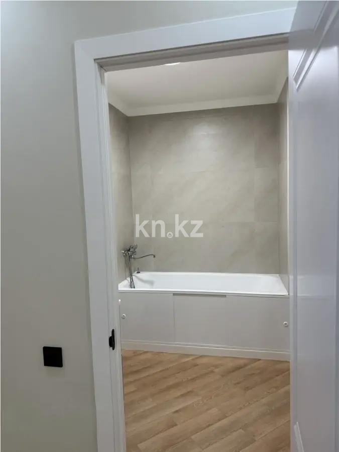 Продажа 2-комнатной квартиры, 72.4 м², ул. Брусиловского, дом  167 в Алматы - фото 3