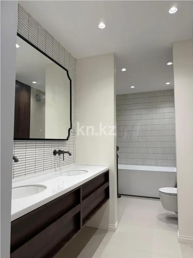 Продажа 8-комнатной квартиры, 330 м², пр. Туран, дом  83/1 в Астане - фото 5