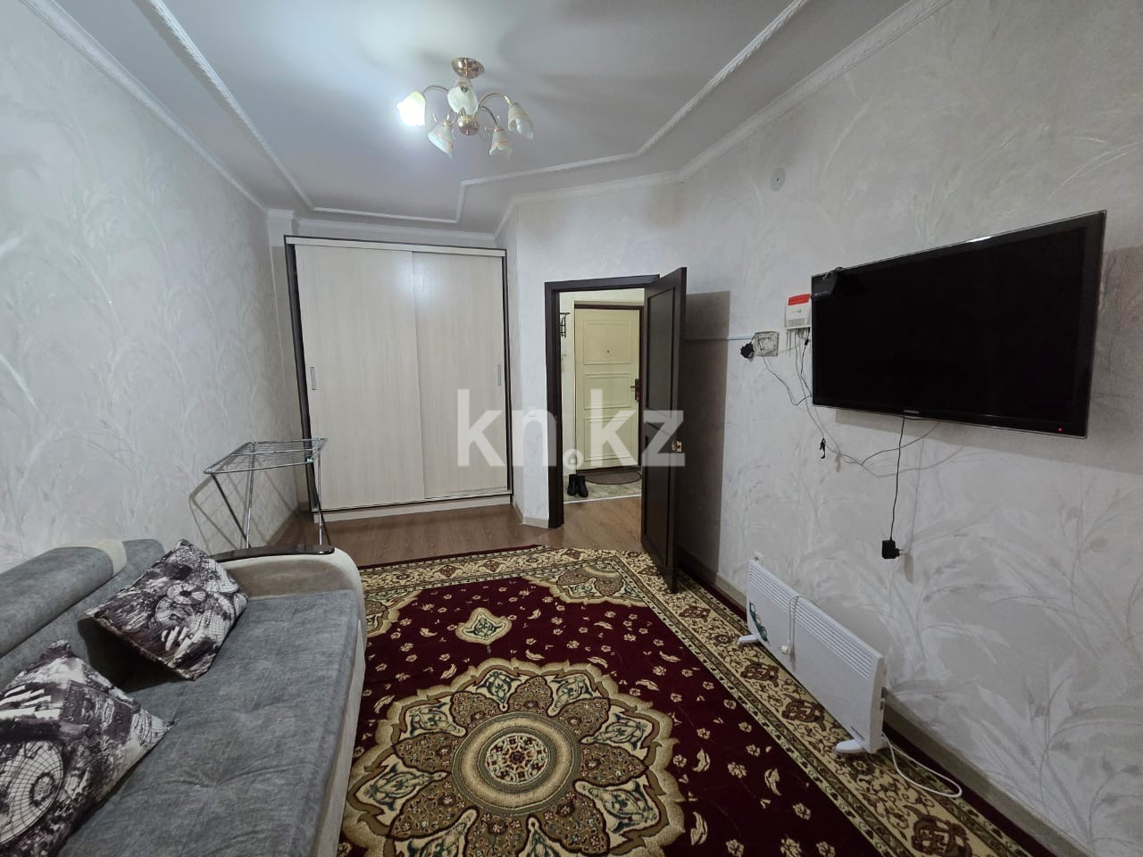 Аренда 1-комнатной квартиры, 40 м², мкр. 18-й, дом  78а в Шымкенте - фото 2