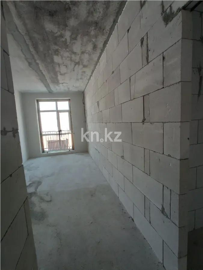 Продажа 2-комнатной квартиры, 64 м² в Караганде