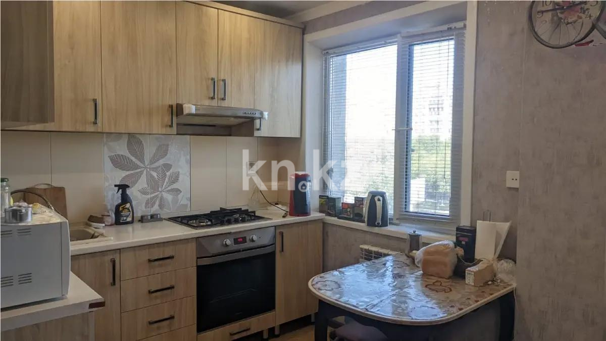 Продажа 3-комнатной квартиры, 60 м², ул. Муканова, дом  28 в Караганде - фото 5