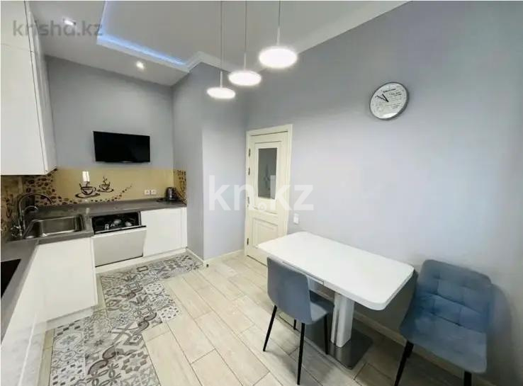 Продажа 3-комнатной квартиры, 100 м², пр. Кабанбай батыра, дом  9/4 в Астане - фото 4