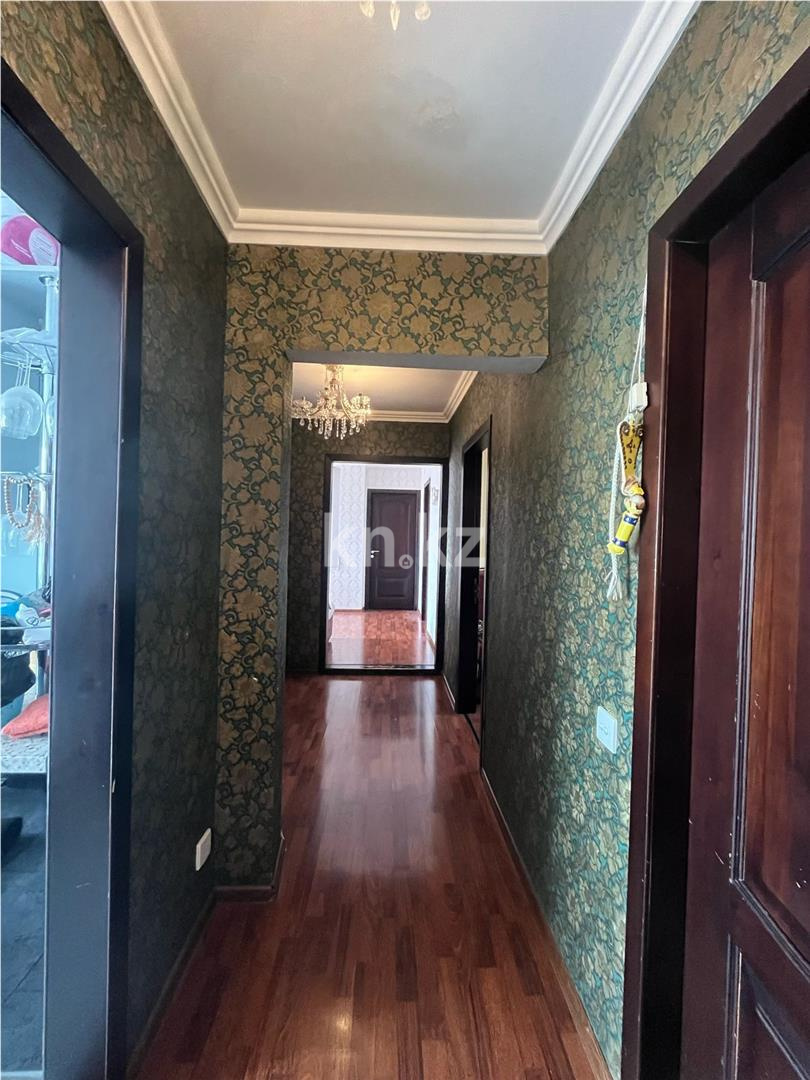 Продажа 4-комнатной квартиры, 84 м², ул. Университетская в Караганде - фото 11