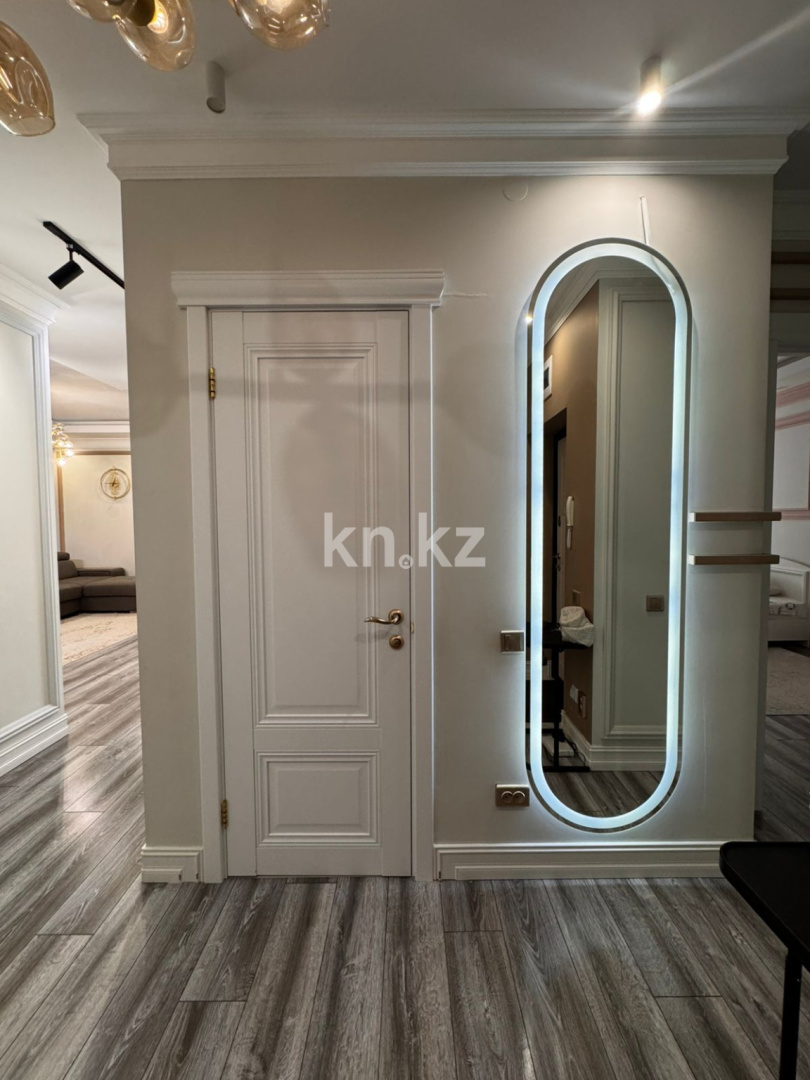 Продажа 4-комнатной квартиры, 107.6 м², пр. Шахтеров, дом  52Б в Караганде - фото 3