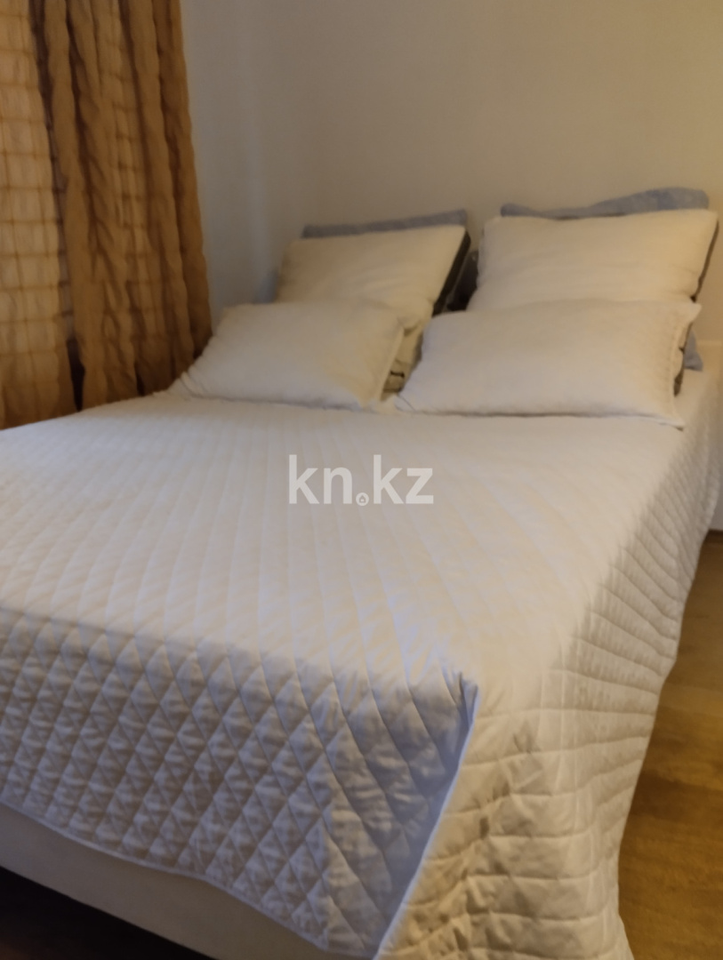 Аренда 1-комнатной квартиры посуточно, 45 м², ул. Мынбаева, дом  45 в Алматы - фото 3