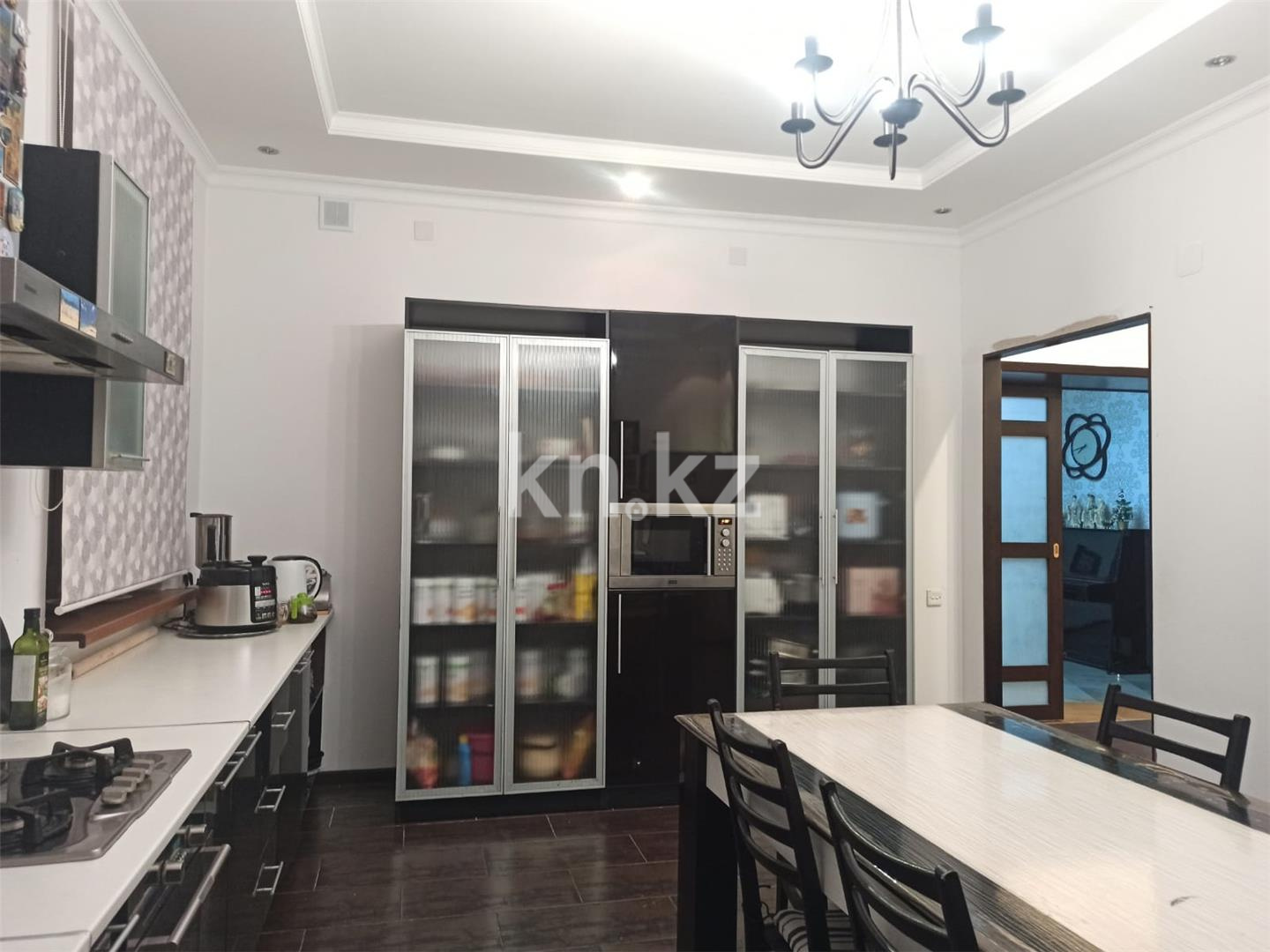 Продажа 4-комнатного дома, 425 м², ул. Аманжолова в Караганде - фото 12