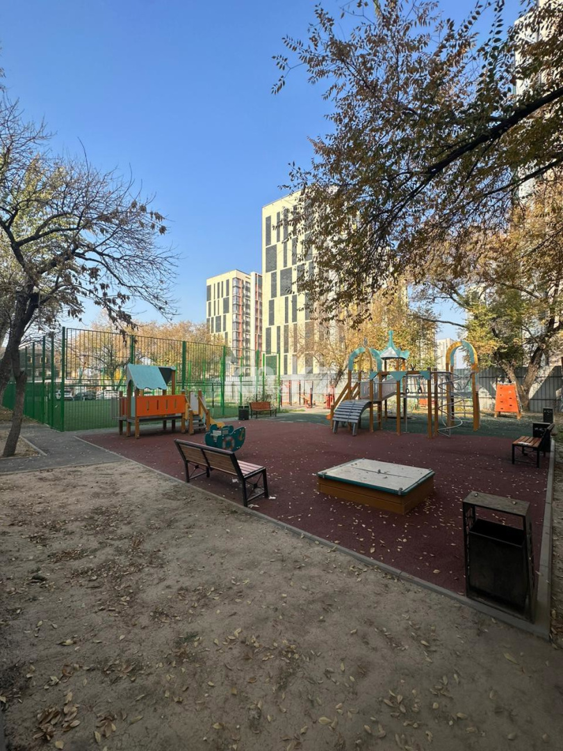 Продажа 2-комнатной квартиры, 50 м², пр. Райымбека в Алматы - фото 13