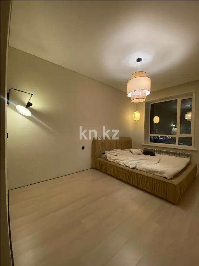 Продажа 4-комнатной квартиры, 88 м², пр. Туран, дом  34б в Астане