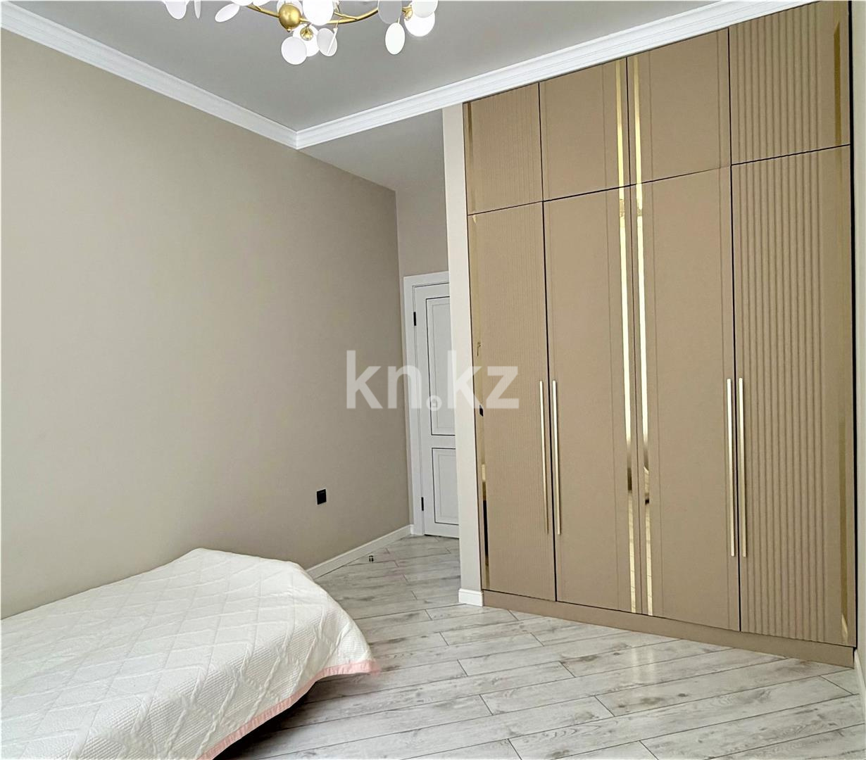 Продажа 4-комнатной квартиры, 120 м² в Караганде - фото 9