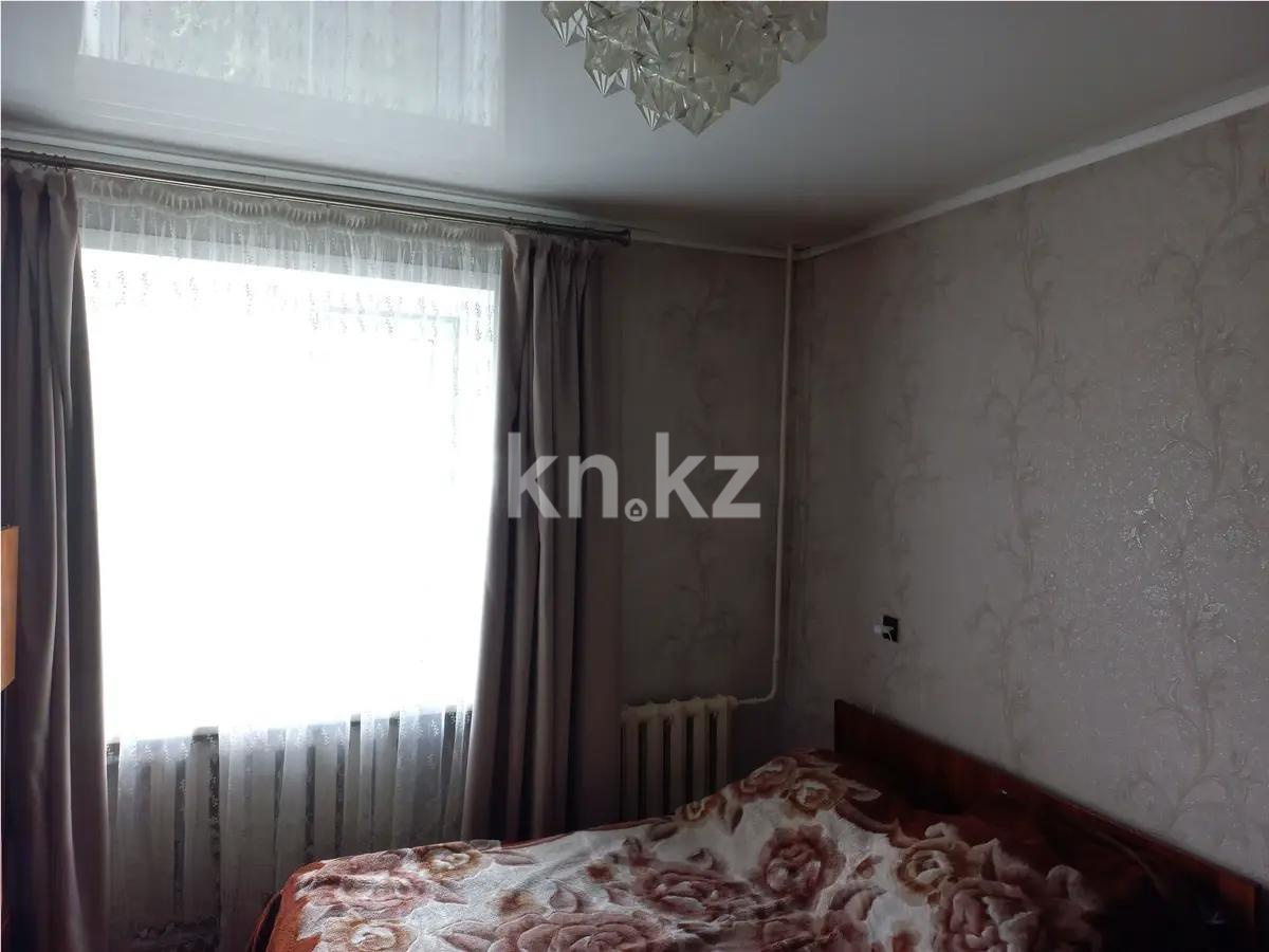Продажа 3-комнатной квартиры, 60 м², ул. Ержанова, дом  46 в Караганде - фото 3